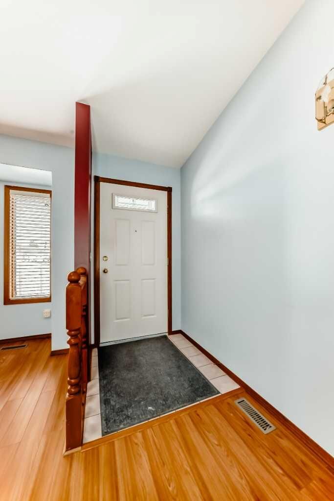 Property Photo:  38 Cosgrove Close  AB T4P 2W4 