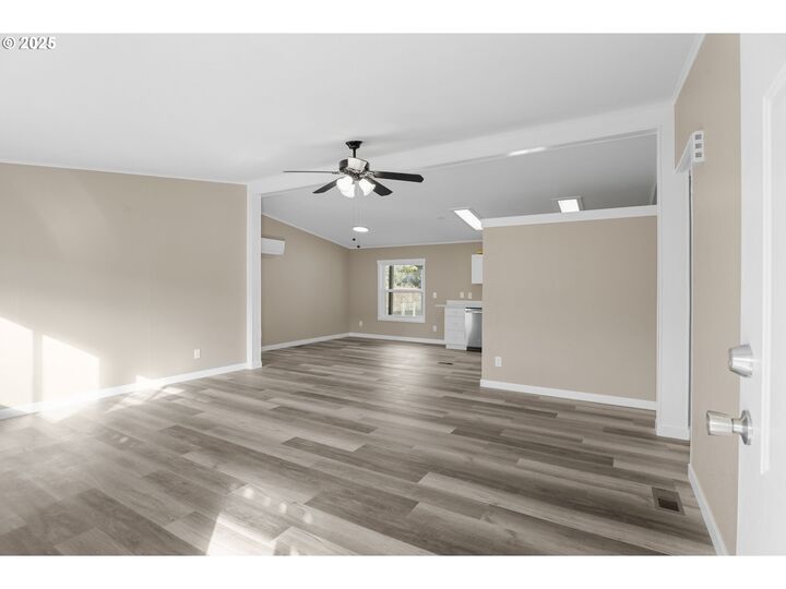 Property Photo: 13216 NE 59th St 25 WA 98682