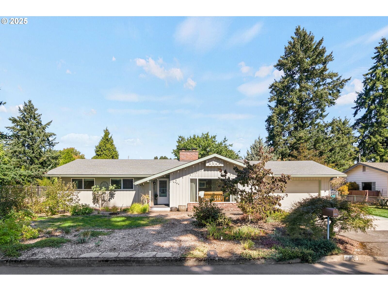 Property Photo: 6906 Tennessee Ln WA 98664