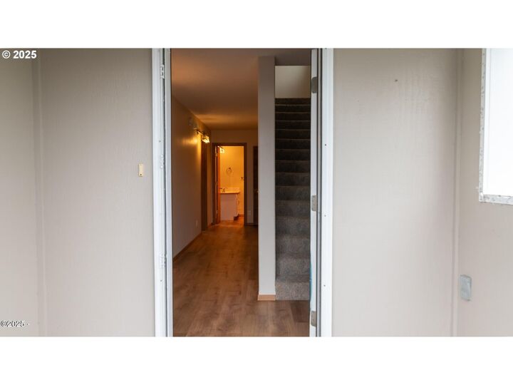 Property Photo: 203 SE Surf Ave OR 97367