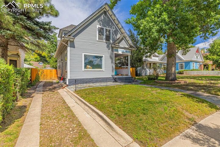 Property Photo:  806 E Platte Avenue  CO 80903 