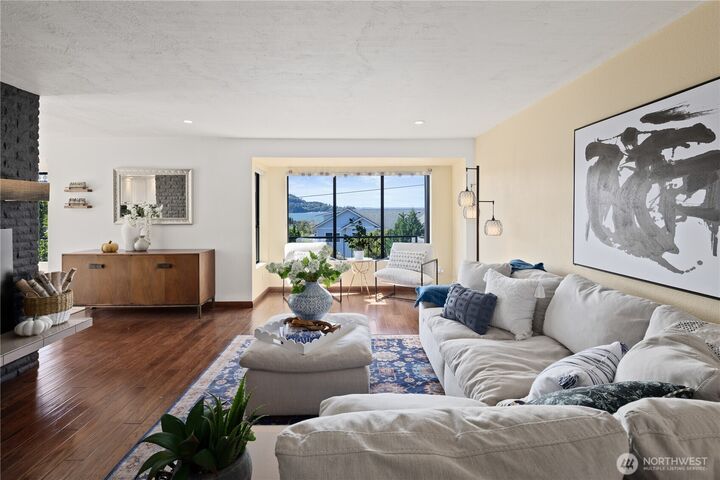 Property Photo:  1268  Olsen Road  WA 98282 