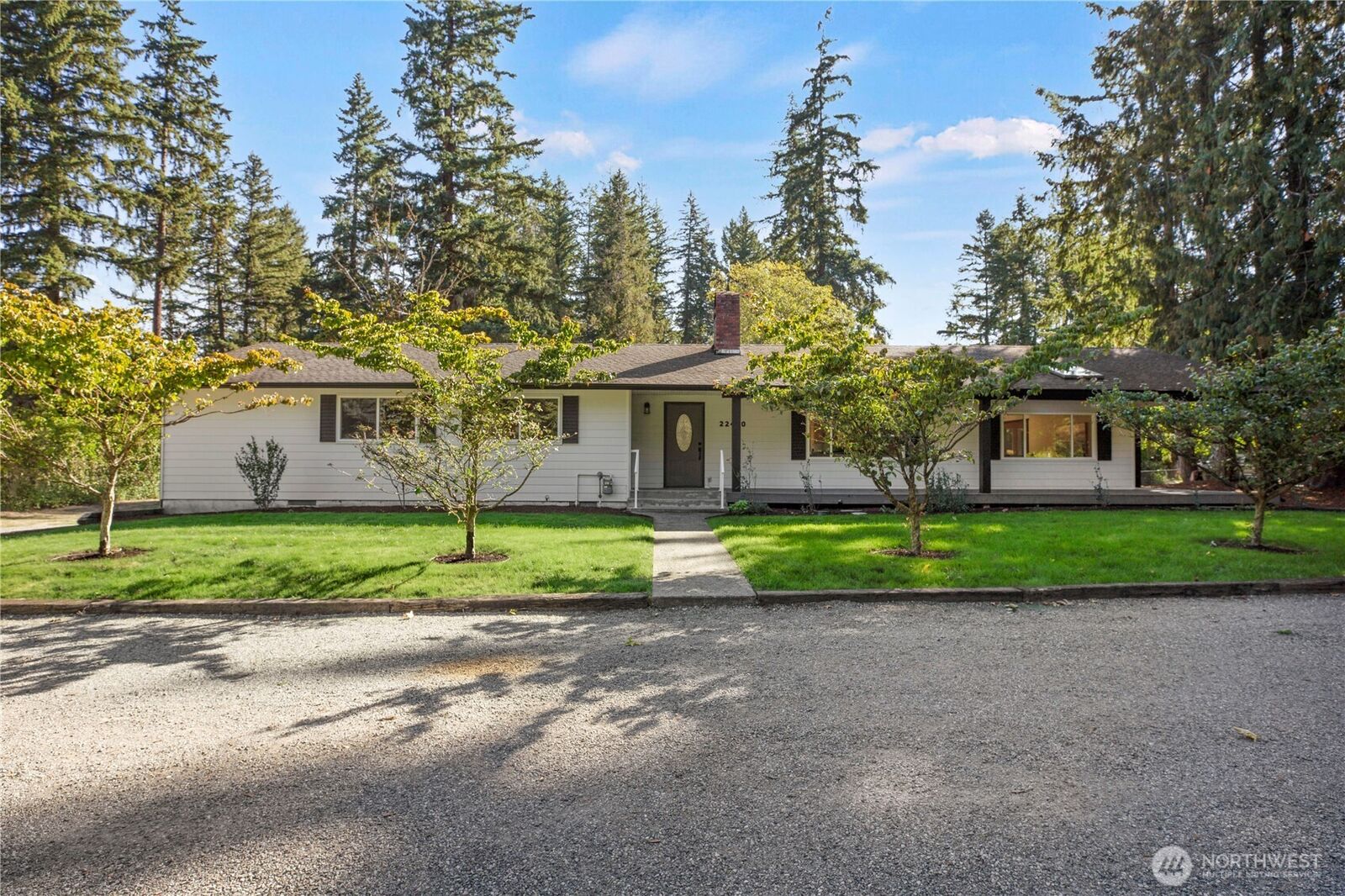 Property Photo: 22430 SE 228th Street Dr WA 98038