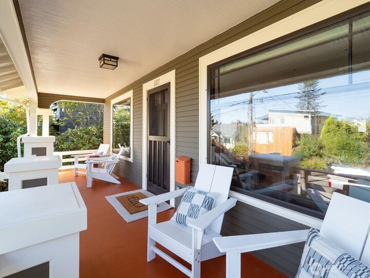 Property Photo:  327 N 78th Street  WA 98103 