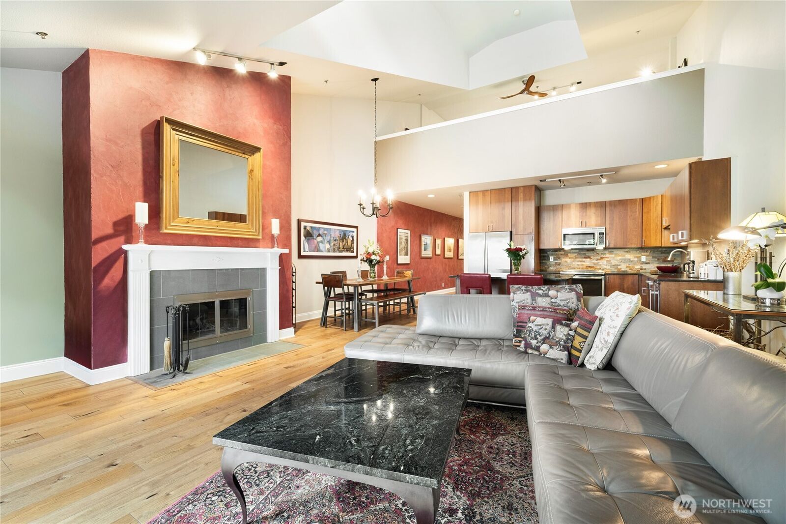 Property Photo:  526  1st Avenue S 511  WA 98104 