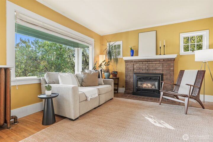Property Photo:  130 & 132 N 77th Street  WA 98103 