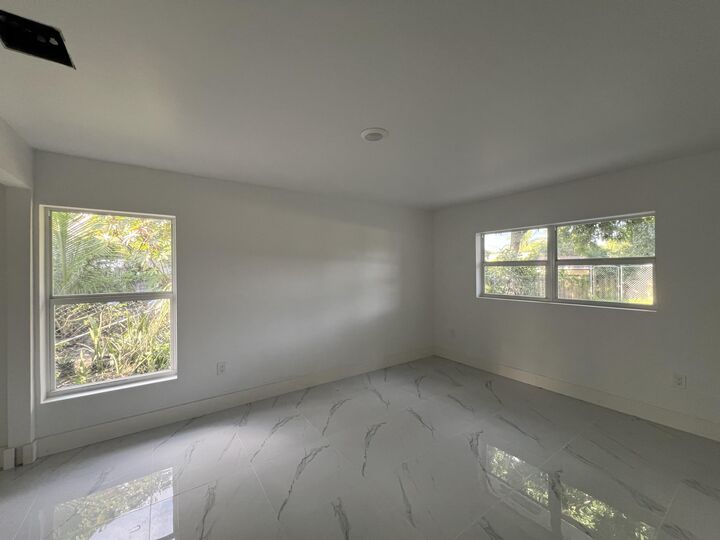 Property Photo:  828 S B Street  FL 33460 