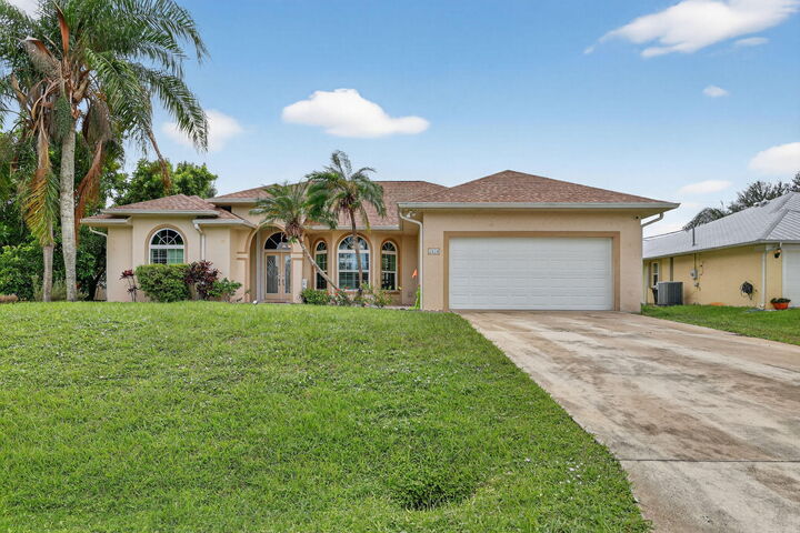 2820 SE Tate Avenue  Port Saint Lucie FL 34984 photo