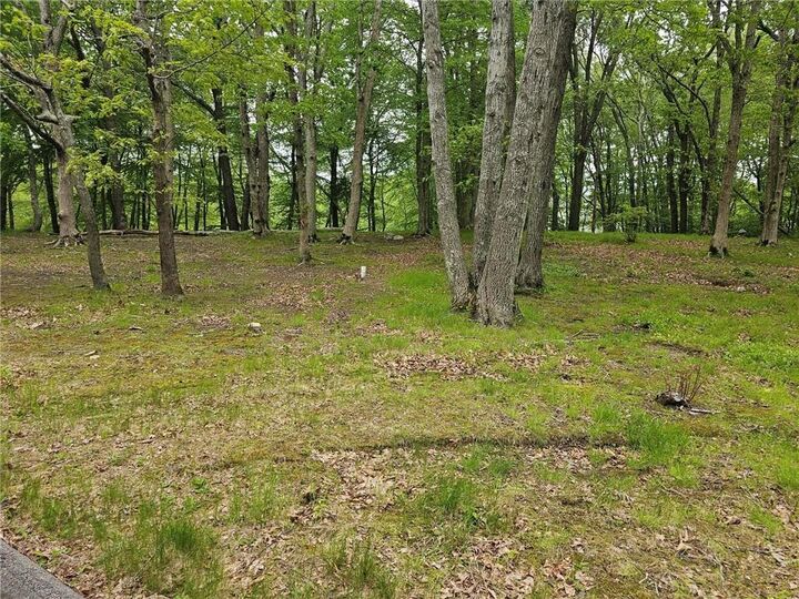 9 South Essex Drive  Westerly RI 02891 photo