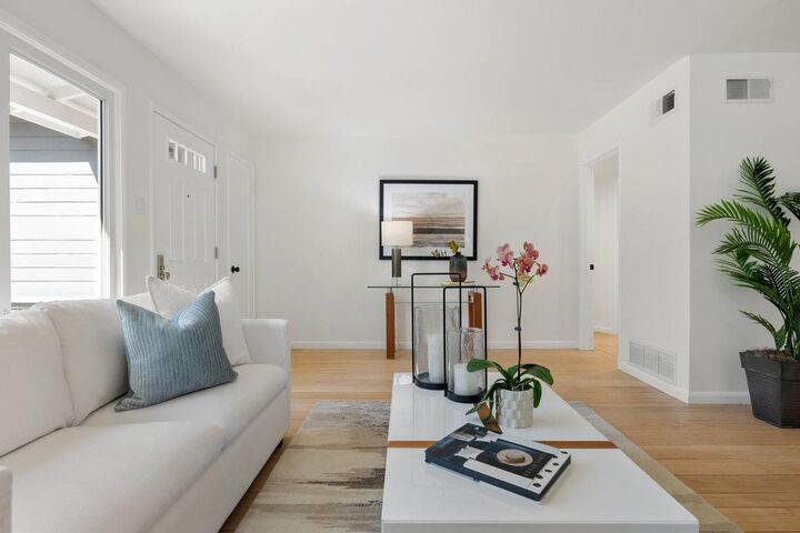 Property Photo: 308 Midvale Avenue CA 94403