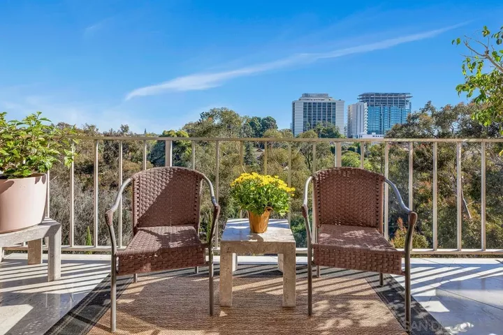 Property Photo:  3635 7th Ave 6C  CA 92103 