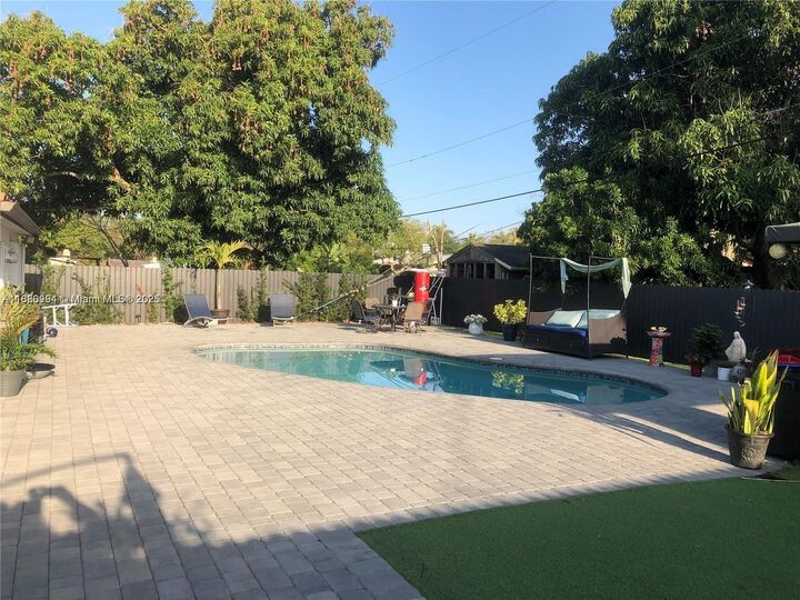 Property Photo:  8595 SW 128th St  FL 33156 