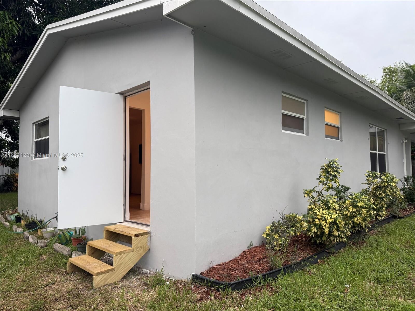 Property Photo:  2452 Madison St B  FL 33020 