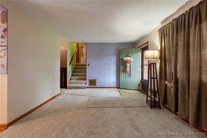 Property Photo:  211 Sherwood Court  IN 47129