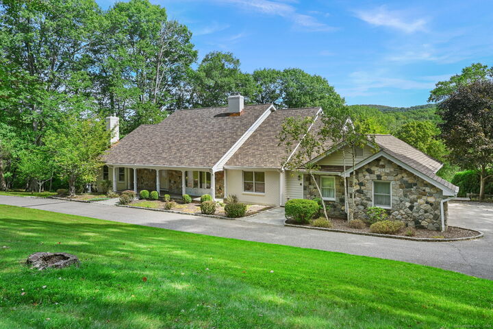 5 Sail Harbour Drive  Sherman CT 06784 photo