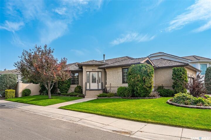 802 Braeside View  Saskatoon SK S7V 1A7 photo
