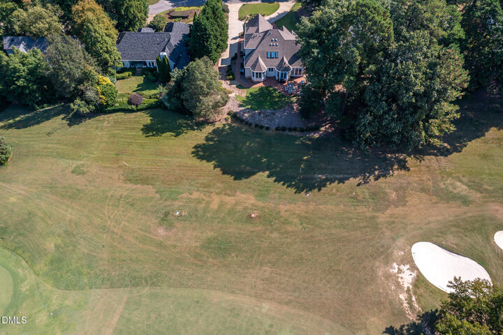 Property Photo: 8713 Gleneagles Drive NC 27613