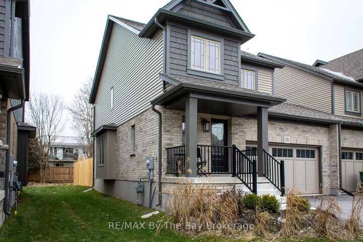 Property Photo:  131 Stonebrook Way  ON N0C 1H0 