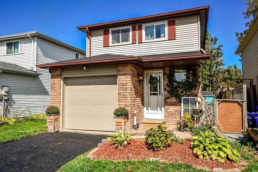 Property Photo:  60 Corbett Drive  ON L4M 5V2 