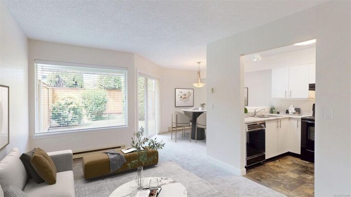 Property Photo:  1441 Hillside Ave 1  BC V8T 2B9 