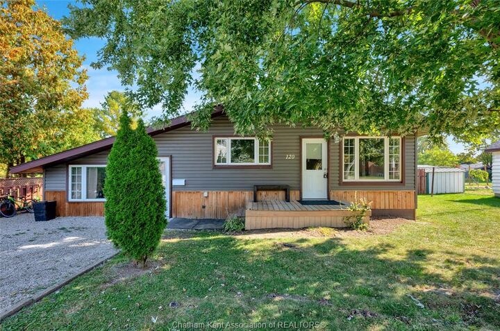 120 Water Street  Wallaceburg ON N8A 2G2 photo