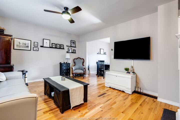 Property Photo:  1279 Monmouth  ON N8Y 3M2 