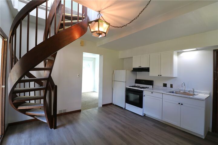 Property Photo:  67 Oregon Ave  PA 15205 