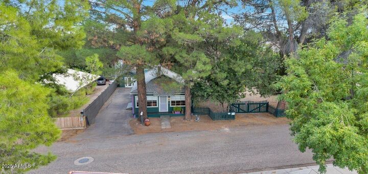 Property Photo: 607 N 8th Street AZ 86326