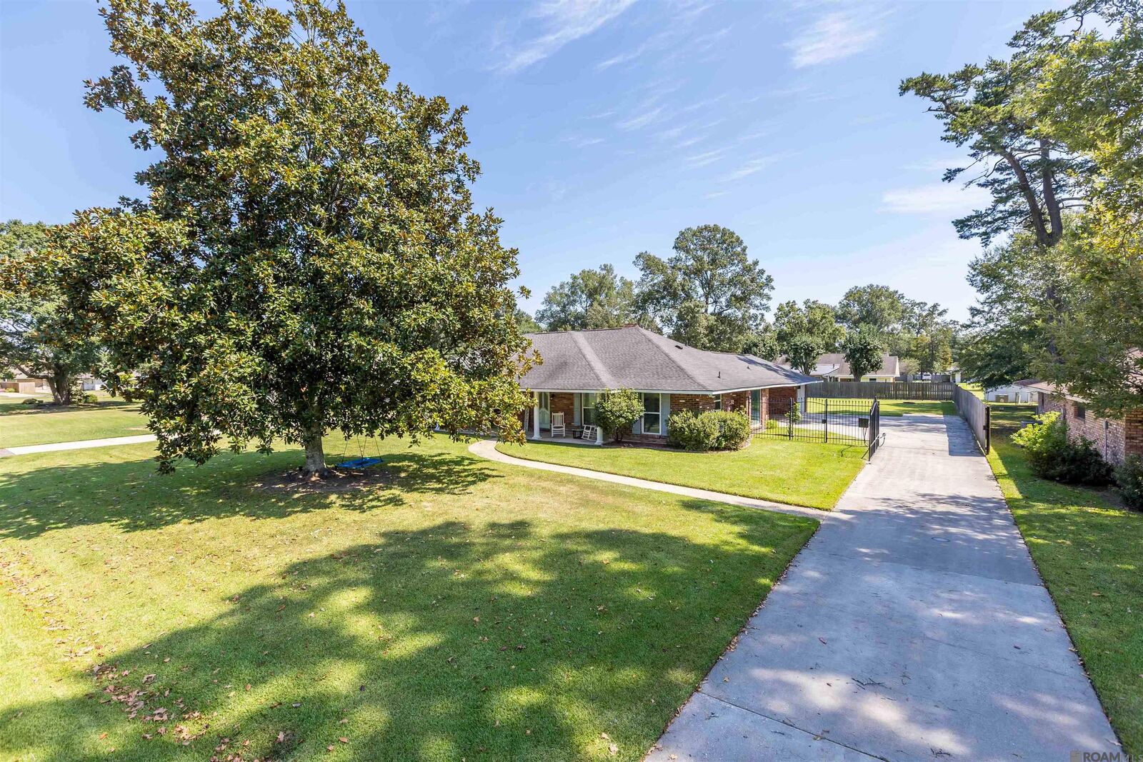 Property Photo: 6612 Lindseyneal Dr LA 70739