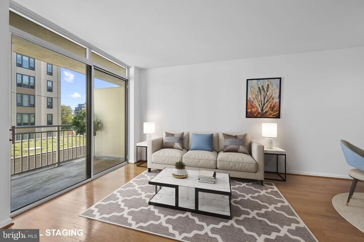Property Photo:  930 Wayne Avenue 401  MD 20910 