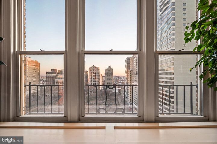 Property Photo:  1901 Walnut Street 15D  PA 19103 