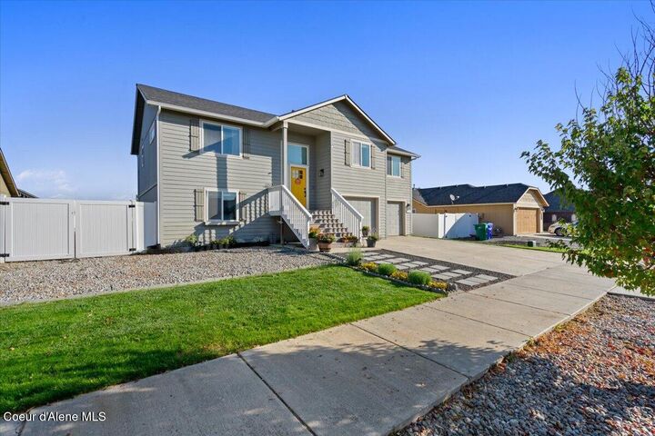Property Photo: 12512 W 1st Ave WA 99001