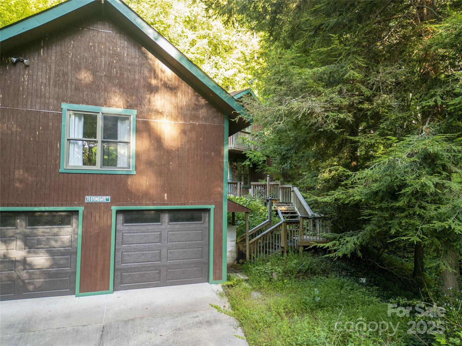 Property Photo:  70 Stonegate Trail  NC 28748 