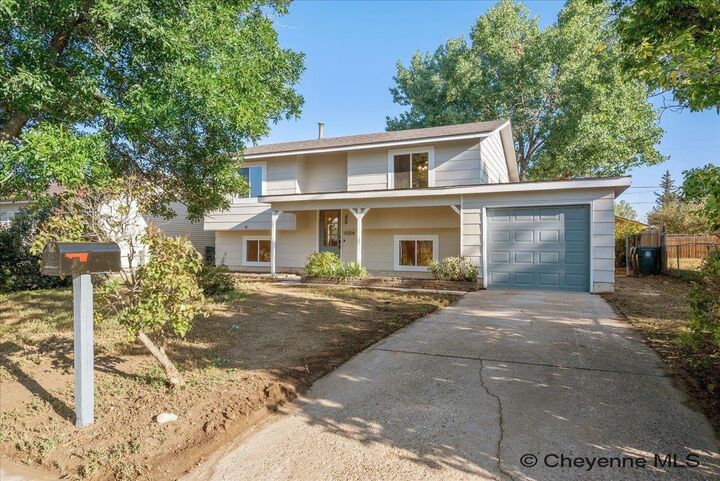 1504 Woodward Dr  Cheyenne WY 82007 photo