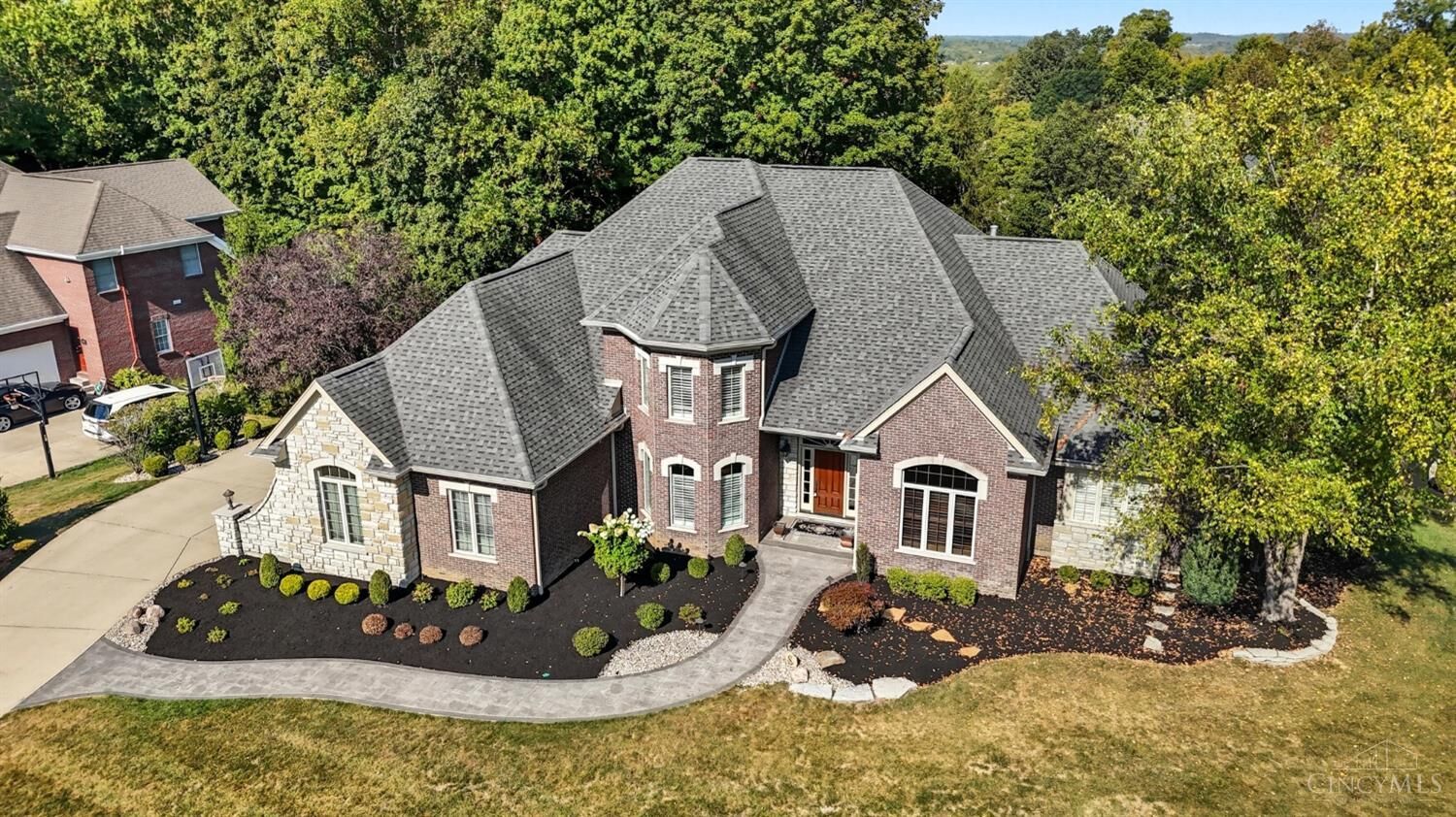 Property Photo: 580 Winding River Boulevard OH 45039