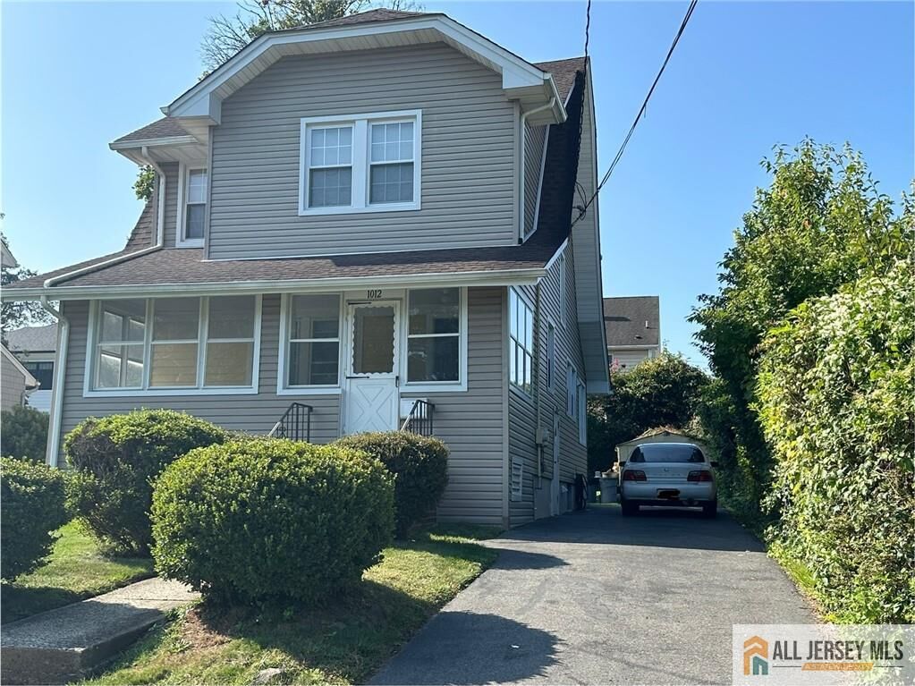Property Photo: 1012 Columbus Avenue NJ 07090
