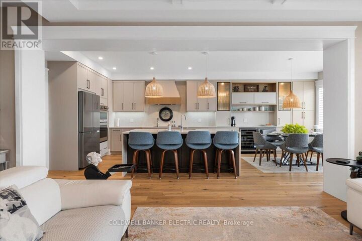 Photo de la propriété:  78 York Drive  ON K9K 0H7 
