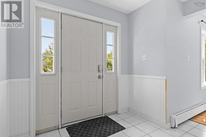 Property Photo:  2 Vrege Court  NS B4B 1K2 