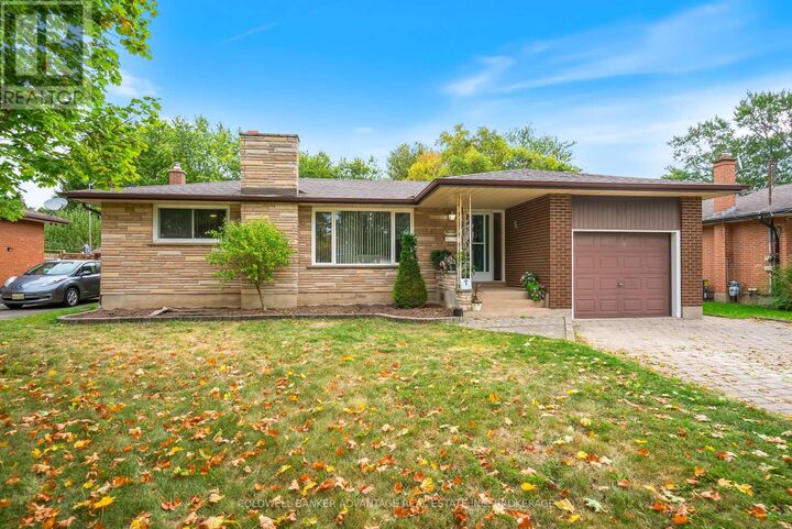 Photo de la propriété:  680 Clare Avenue  ON L3C 3C1 