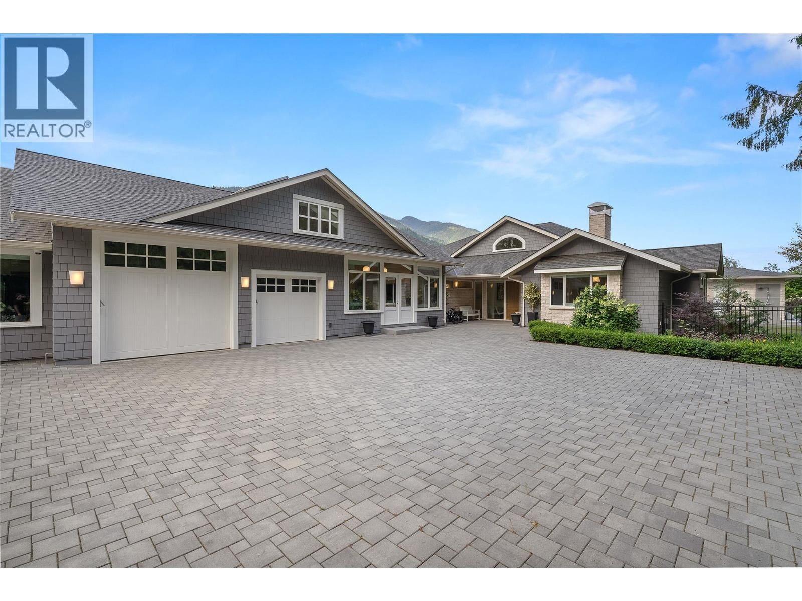 Property Photo:  2506 Welch Place  BC V0E 1M7 
