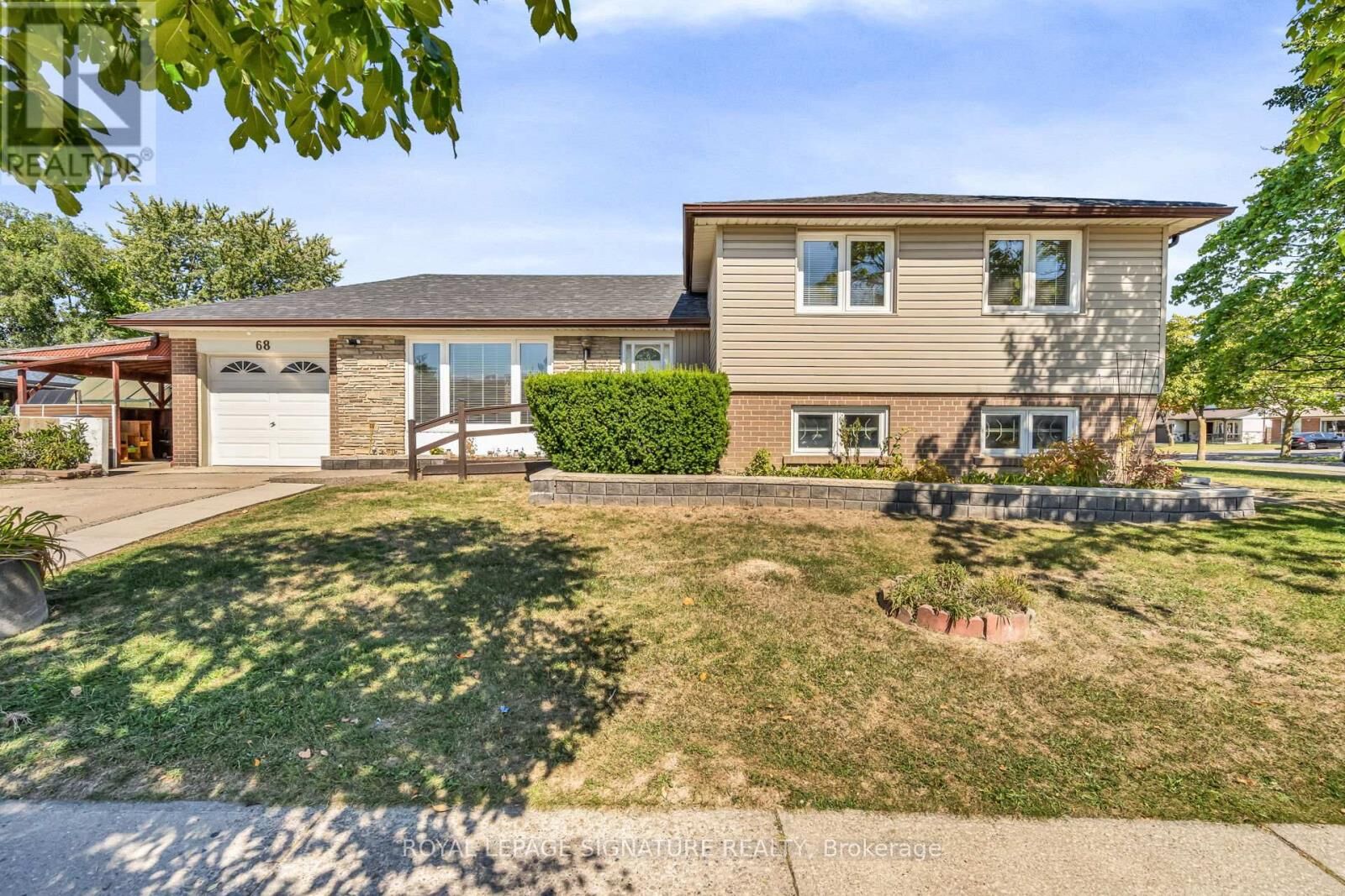 Property Photo:  68 Mount Olive Drive  ON M9V 2C8 