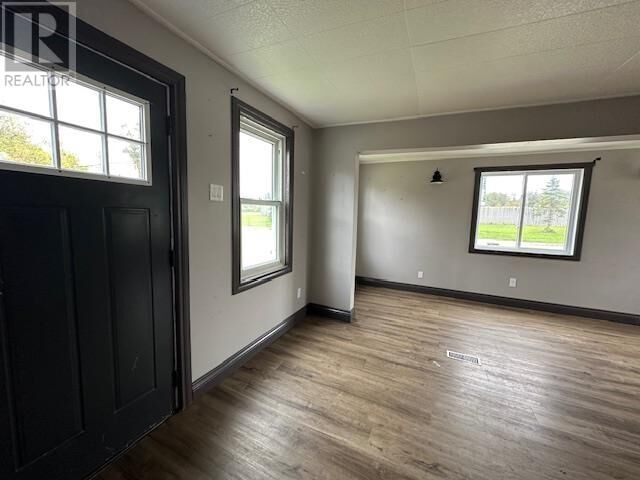 Property Photo:  594 Northland Rd  ON P6C 3P2 