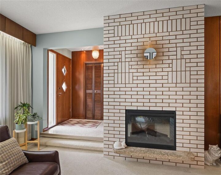Property Photo:  56 Verbena Street  MB R2V 3A7 