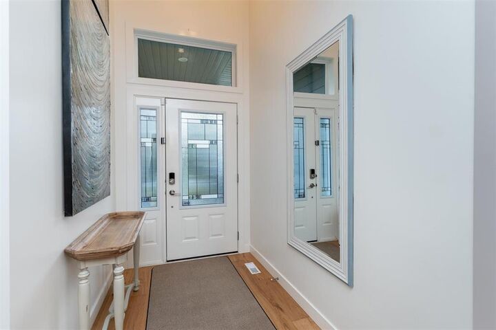 Property Photo:  239 Park East Drive  MB R3Y 0Y5 