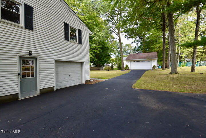 Property Photo:  7 Marcel Road  NY 12065 