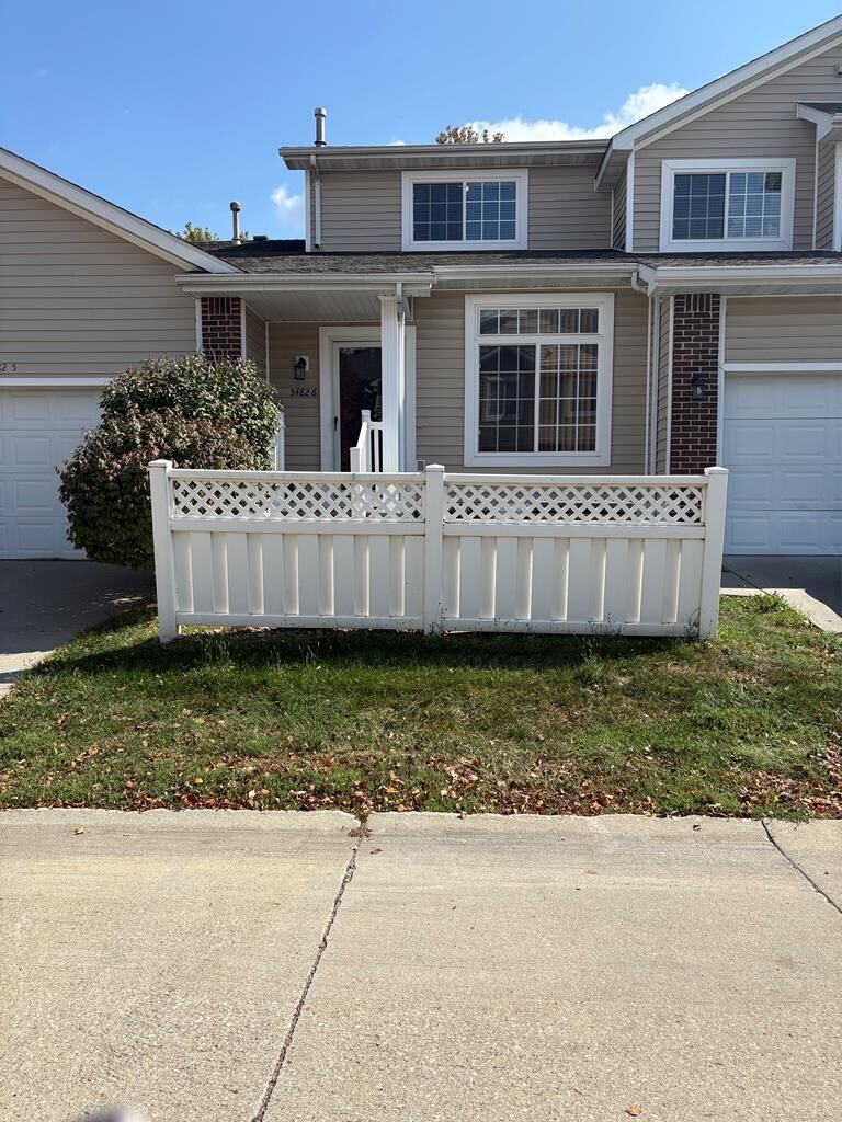 Property Photo:  5482 Longview Court Unit 6  IA 50131 