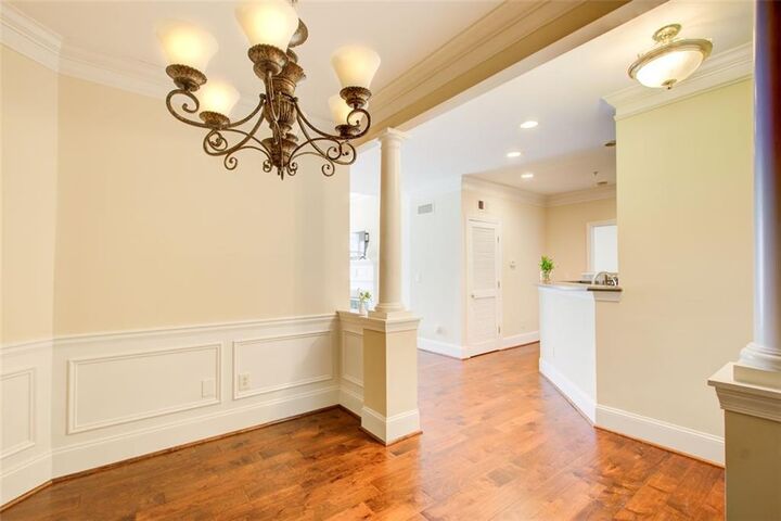 Property Photo: 4100 Paces Walk SE 1306 GA 30339