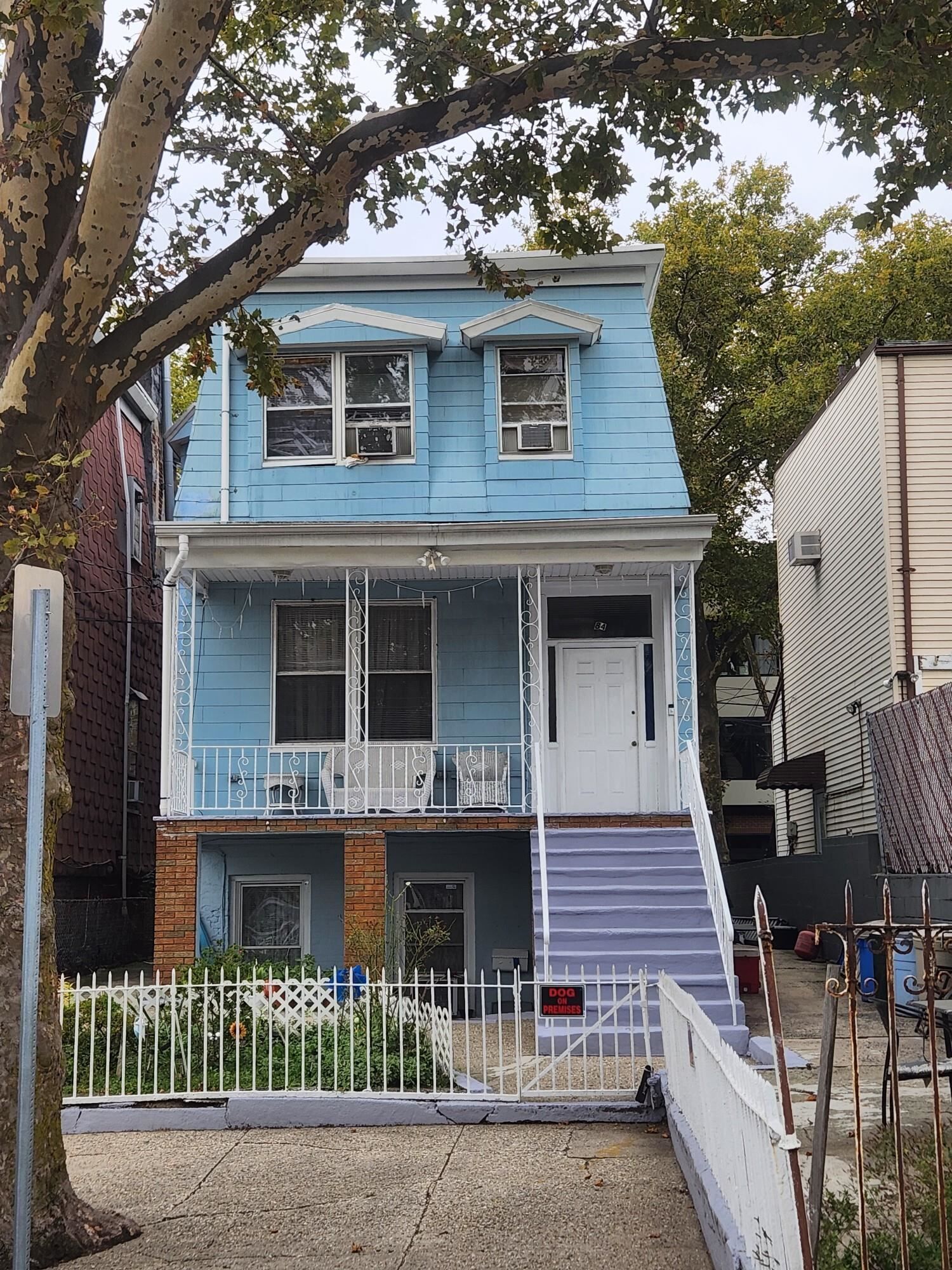 Property Photo:  84 Waverly St  NJ 07307 