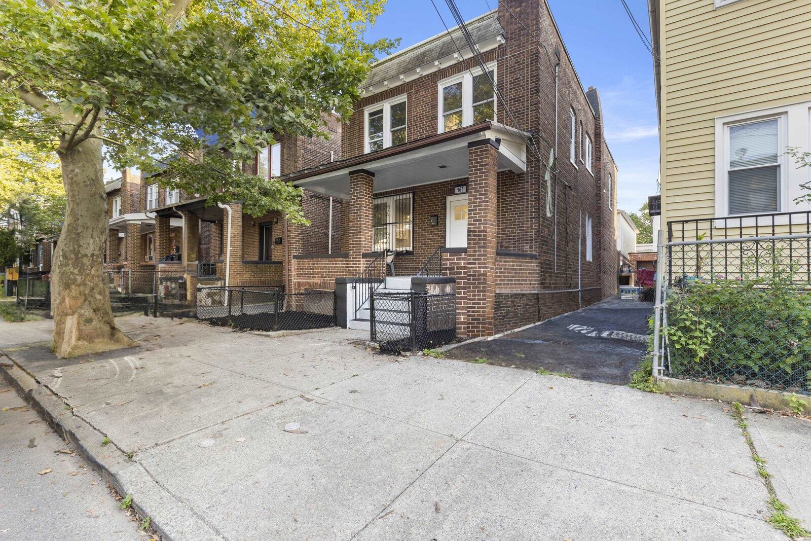 Property Photo:  165 Van Nostrand Ave 2  NJ 07305 