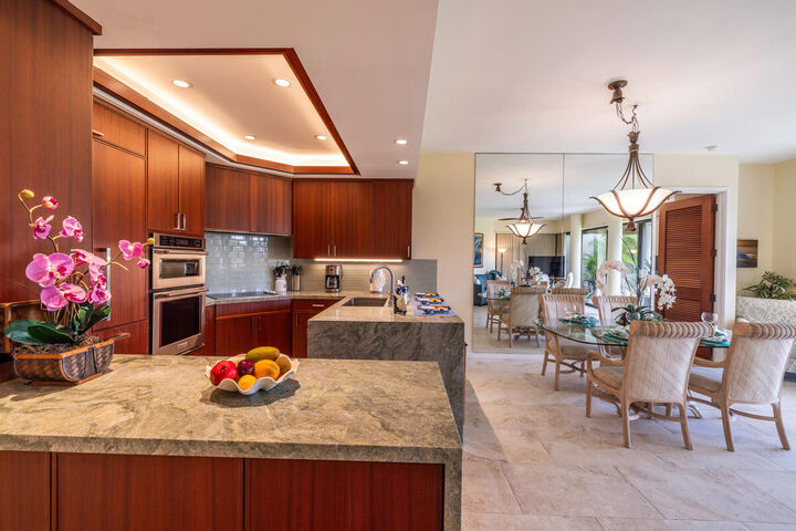 Property Photo: 68-1050 Mauna Lani Point J104 HI 96743